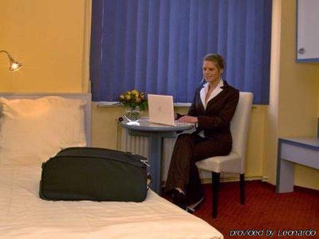 Hotel City Hotel 3*