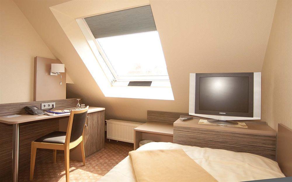 City Hotel Hotel